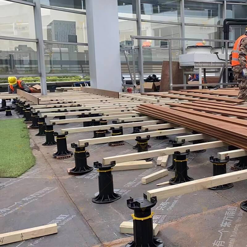 Adjustable Plastic Pedestal installation