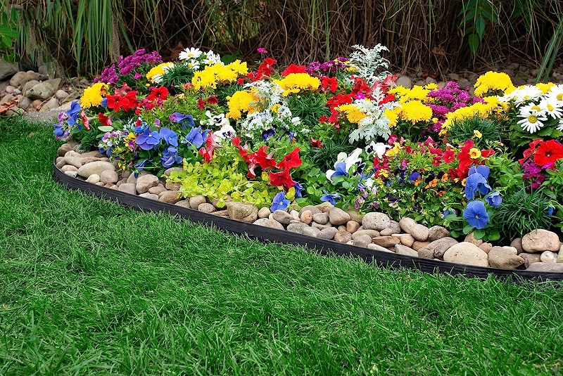 Cheap Lawn Edging installation