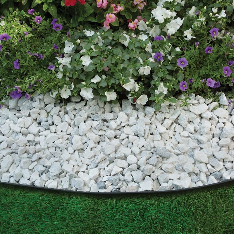 Recycled Lawn Edging installation