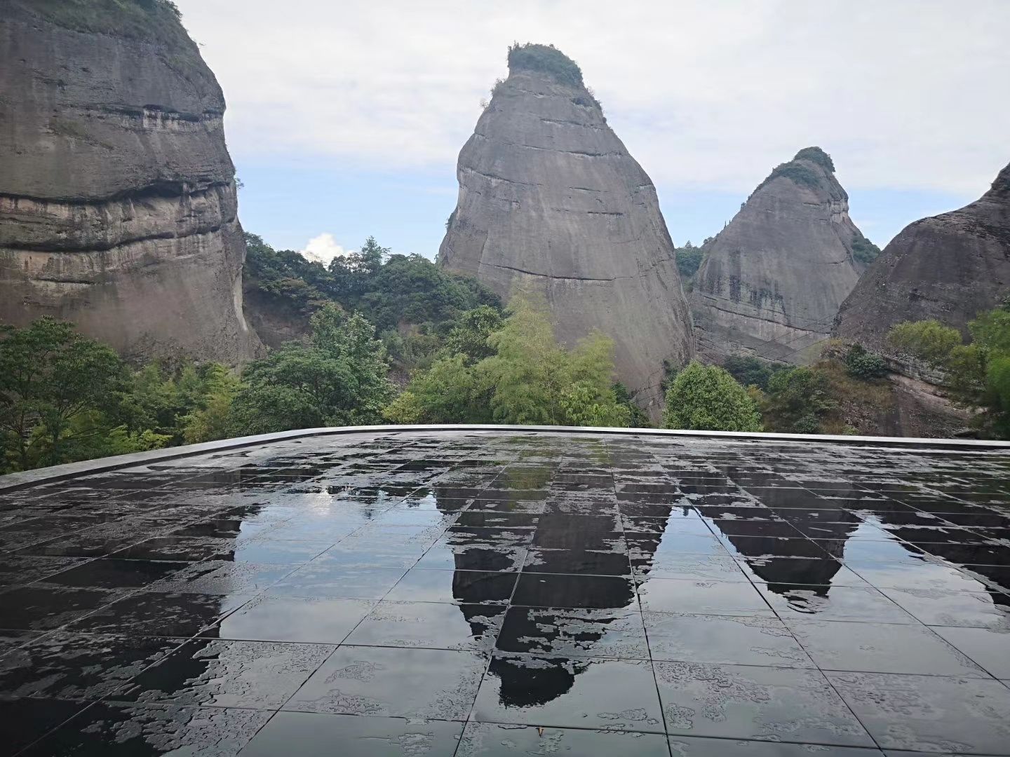 Guilin Danxia Bajiao Village - Construction detail 2